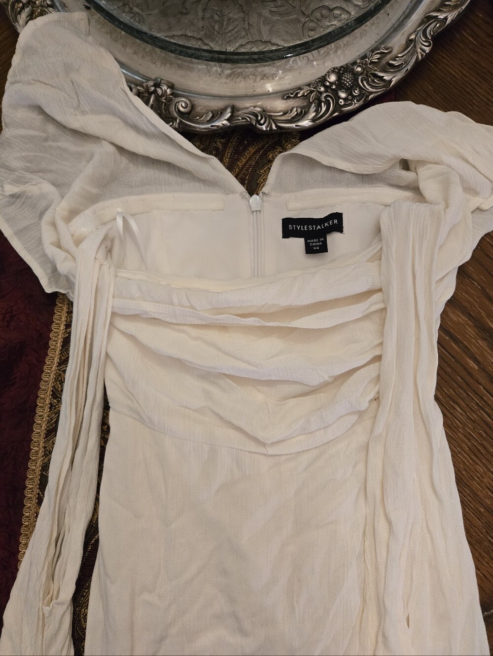 Stylestalker White Off-Shoulder Ruffle Chemise - Picture 3 of 3